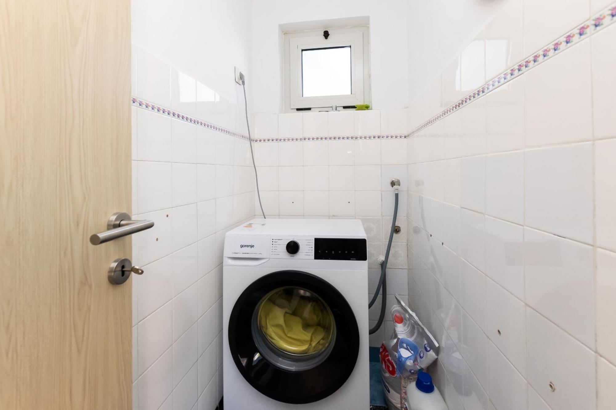 Apartments Anica F لوبار المظهر الخارجي الصورة